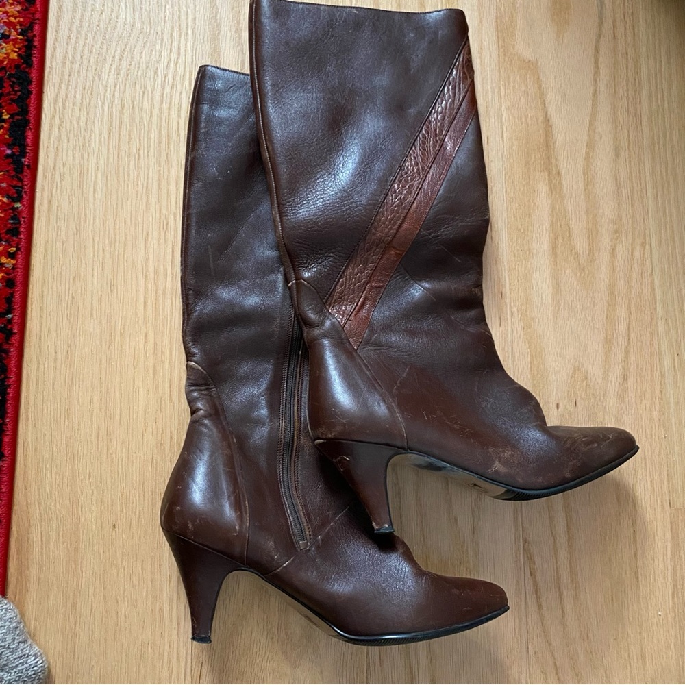 Vintage Knee High Kitten Heel Brown Boots size 39